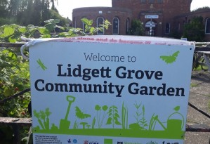 Lidgett Grove Entrance (2)